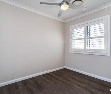 Sleek, Stylish & Superbly Located Apartment in Jamisontown - Photo 1