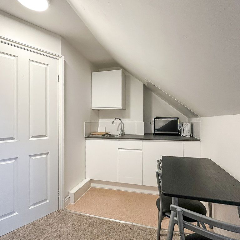 Mill Road, Cambridge - Photo 1