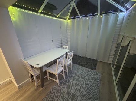 Hall Meadow Drive, Sheffield, Halfway - Photo 3