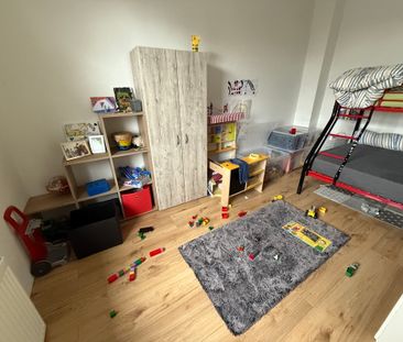 Großzügige Familienwohnung im Altbau mit Gartennutzung - Foto 2