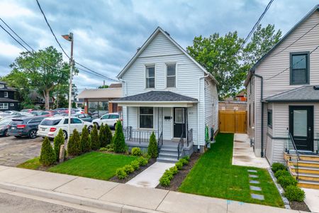 For Lease - 4475 First Avenue, Niagara Falls, Ontario - Photo 5