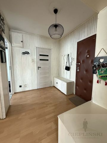 26 Kwietnia, Police - Photo 2