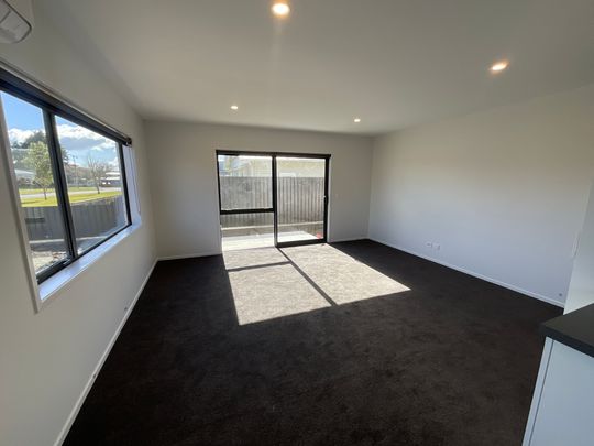 TWO BEDROOM HOME IN STRATFORD - Photo 1