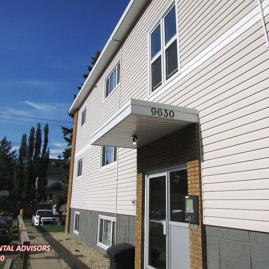 Alberta, 9630 82 Avenue Northwest, T6C 1A1, Edmonton - Photo 1