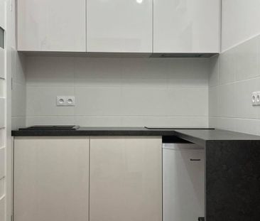 mazowieckie, Warszawa, Mokotów, Aleja Niepodległości - Photo 4