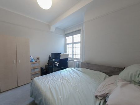 Two double Bedroom Flat – Station Road, Edgware, HA8 - Photo 3