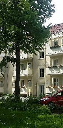 Großzügige Altbauwohnung in Spreenähe - Photo 1