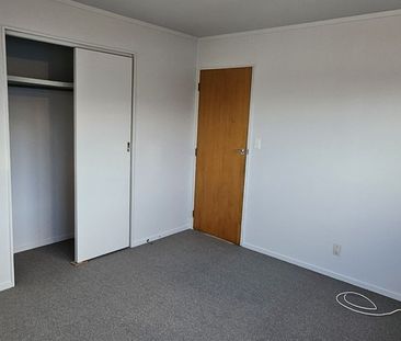 Freshly Updated Two Bedroom Unit - Photo 6