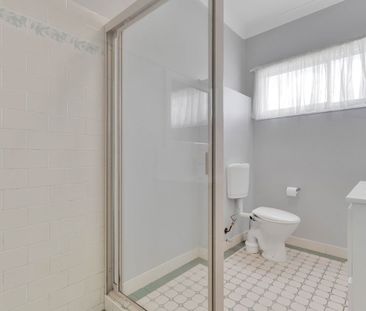 NEAT 2 BEDROOM - Photo 4