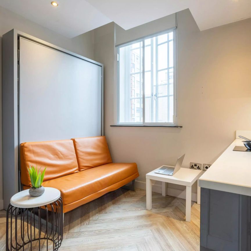 Silver Studio - Photo 1