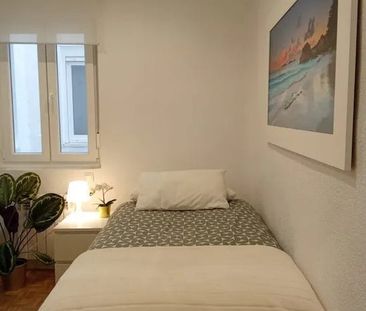 Calle de Tutor, Madrid, Community of Madrid 28008 - Photo 2