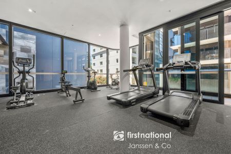 Luxury City Living Meets Resort-Style Indulgence! - Photo 3