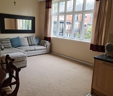 2 Bed Flat, Living, LE4 - Photo 1