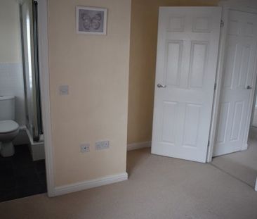 Llys Mieri, Swansea, SA4 - Photo 2