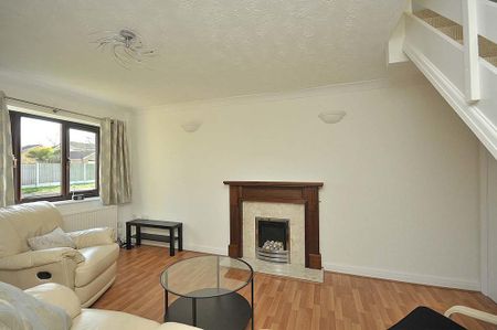 2 bedroom semi-detached house to rent - Photo 5