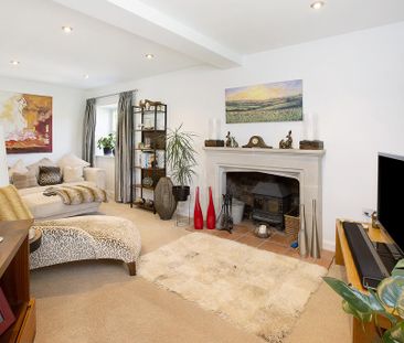 5 bedroom house to rent - Photo 1