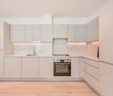 2 bedroom flat to rent - Photo 3