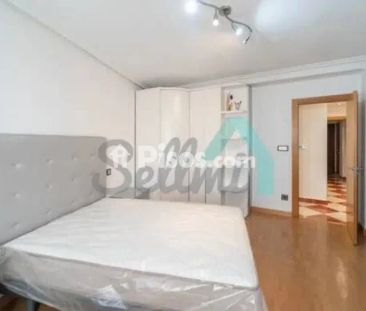 Piso en alquiler en Centro - Foto 4