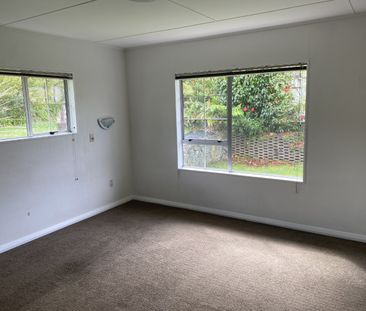 3 Bedroom home in Belmont - Photo 6
