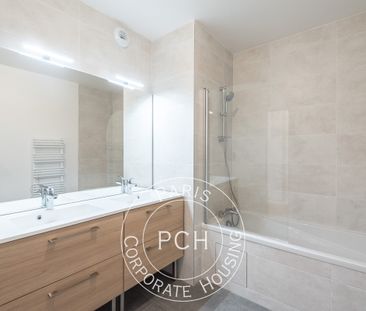 Rue Saint-Charles, - Photo 3