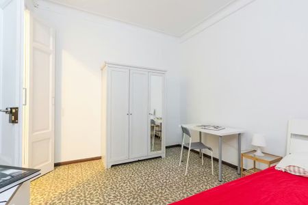 Carrer de Casanova, Barcelona, Catalonia 08036 - Foto 5