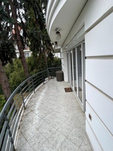 Galántai utca - Fotó 4