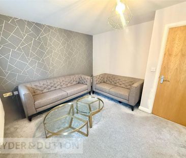 3 bedroom semi-detached house to rent - Photo 3