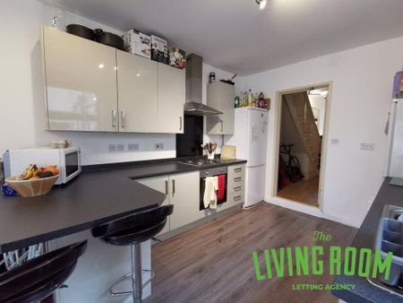 6 bedroom house share to rent - Photo 4