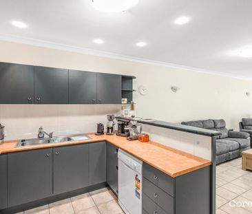 White Rock - Photo 1