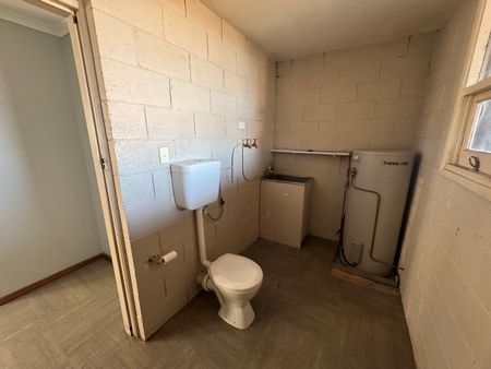 Low maintenance two bedroom unit. - Photo 5