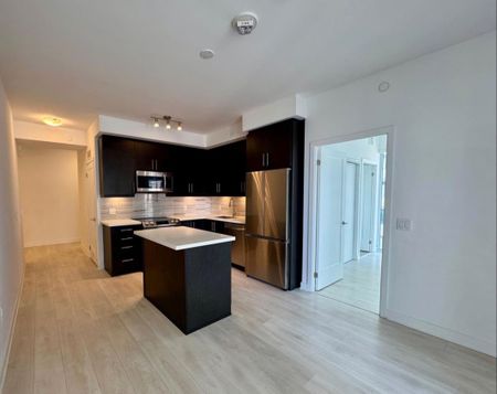 For Lease - 95 Oneida Crescent Unit# 1204, Richmond Hill, Ontario - Photo 3