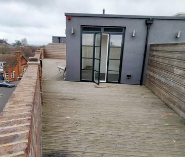 Station Parade - Photo 4