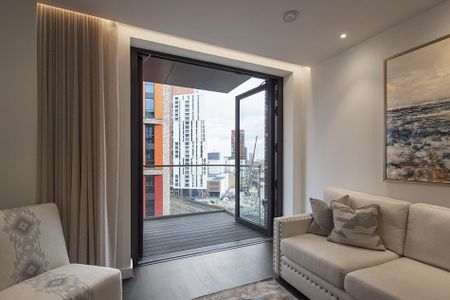 The Residence, 4 Charles Clowes Walk, Nine Elms, London, SW11 - Photo 3