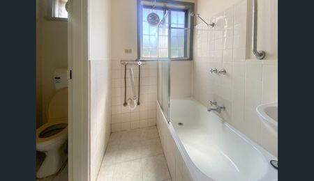 3/10 Bayswater Road, Kensington VIC 3031 - Photo 5