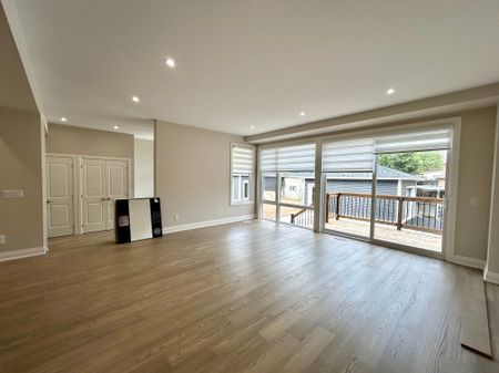 For Lease - 5091 Bridge Street Unit# Upper, Niagara Falls, Ontario - Photo 4