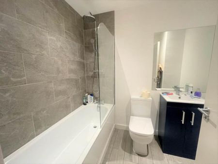 1 bedroom flat to rent - Photo 4