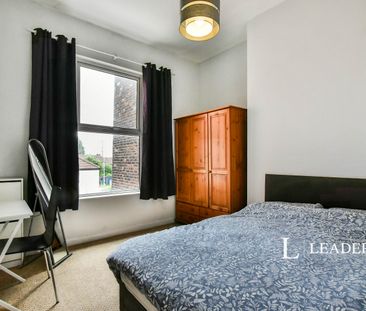 7 bedroom house to rent Seedley Road, Salford, Greater Manchester, M6 - Photo 5