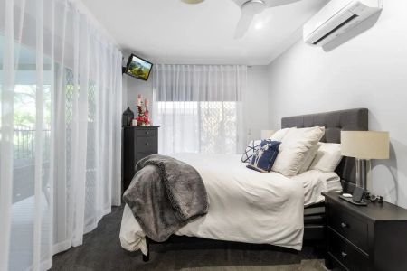 20 Allenby Close, North Lakes QLD 4509 - Photo 4