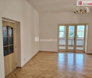 Pronájem prostorného bytu 3+1 o výměře 106 m - Photo 1