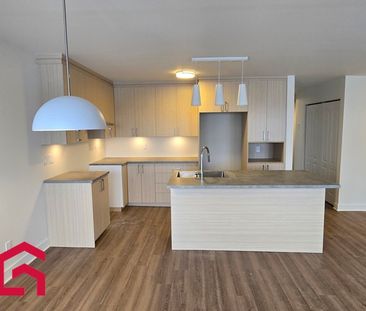 Appartement Saint-Hubert (Longueuil) À Louer - Photo 1