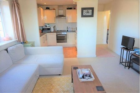 Scarlett Avenue, Aylesbury, Wendover - Photo 3