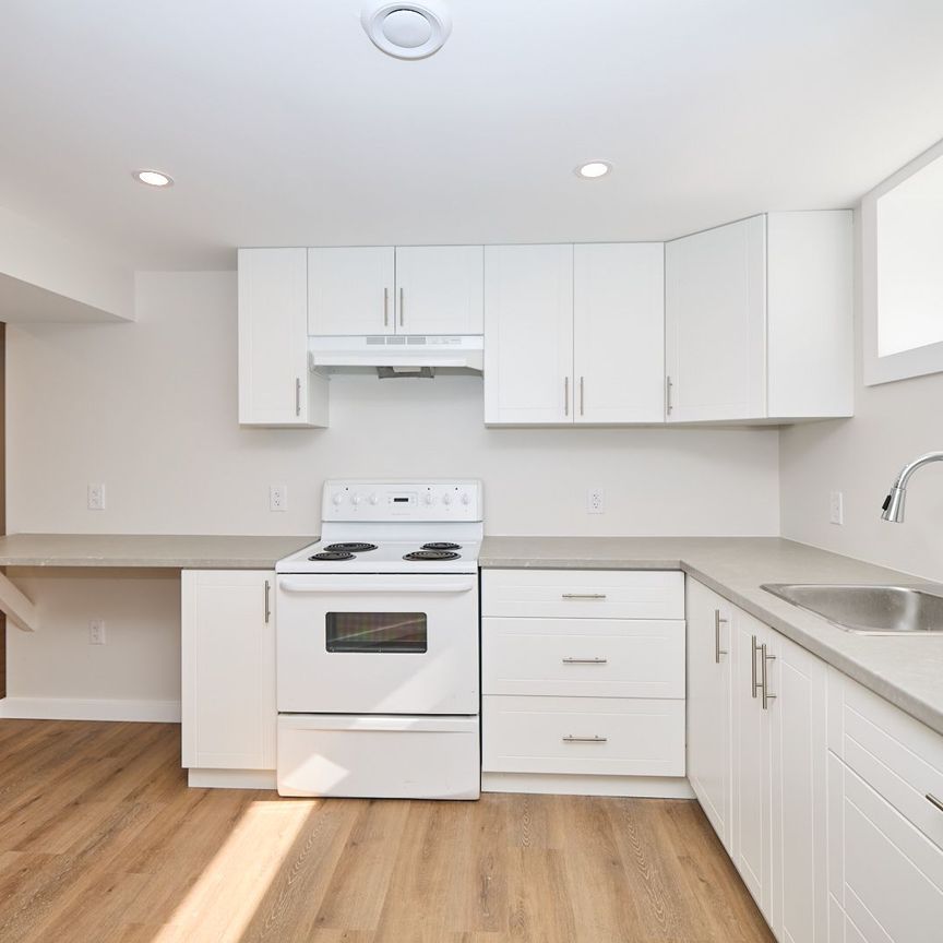 For Lease - 3305 Nineteenth Street, Lincoln, Ontario - Photo 1