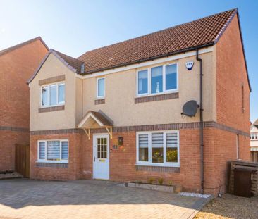 5 bedroom detached house to rent - Photo 6