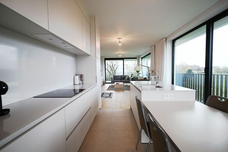 Licht en ruim appartement met twee terrassen! - Photo 3