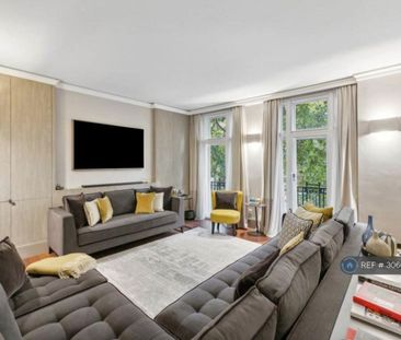 3 bedroom flat to rent - Photo 1