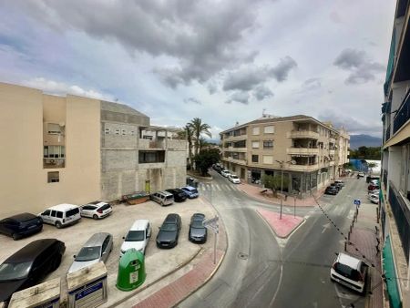 Apartamento de alquiler en Pueblo - Urbanizaciones - Photo 5