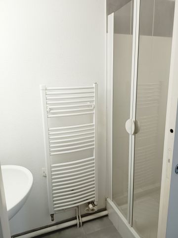 Location Appartement 2 pièces 42m² NANTES 44200 - Photo 5