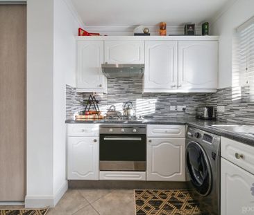 2 bedroom end of terrace house to rent - Photo 6