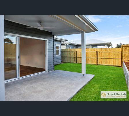 2/17 Bradbury Place, Maleny, Qld 4552 - Photo 1