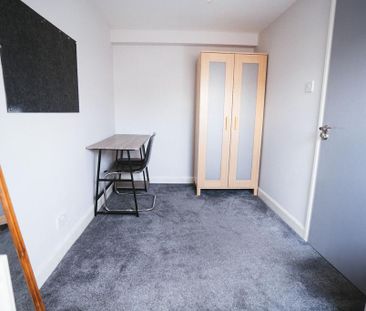 5 bedroom house share to rent - Photo 4